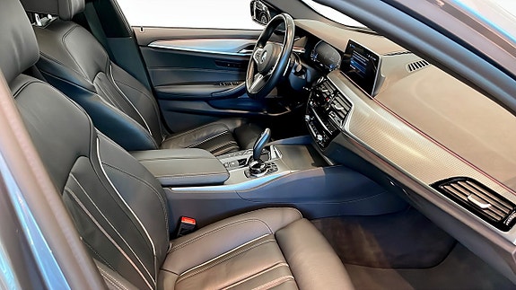 BMW 530e 3 of 8