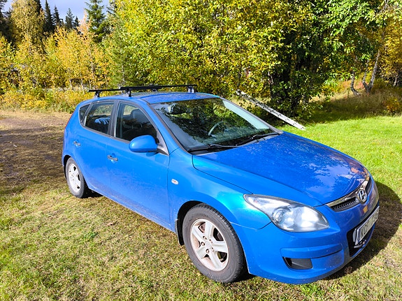 Hyundai i30 2 of 6