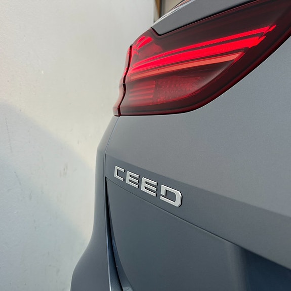 Kia Ceed 7 of 13