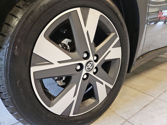 Toyota Aygo X 13 of 18