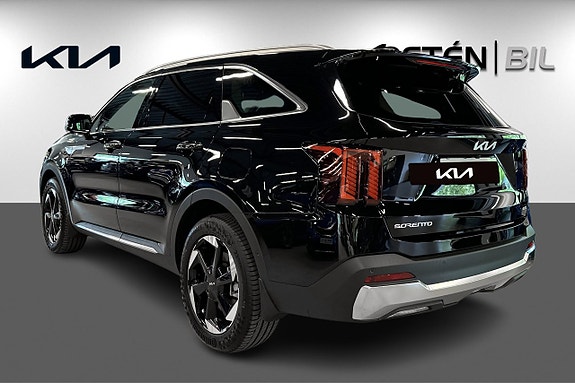 Kia Sorento 6 of 23