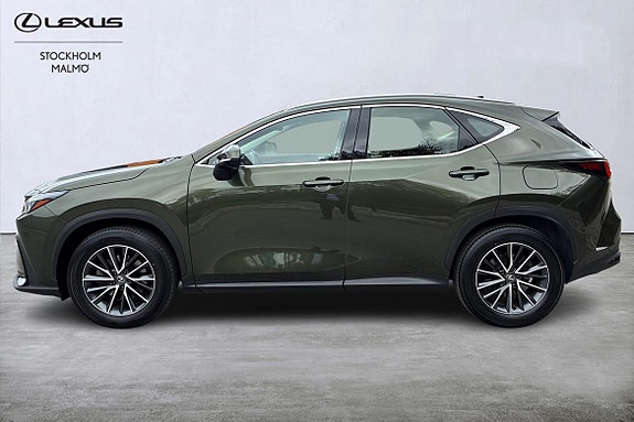 Lexus NX350h 2 of 25