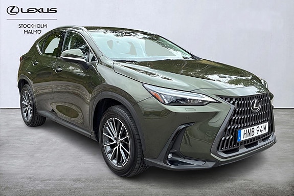 Lexus NX350h 6 of 25