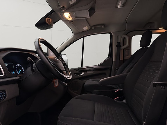 Ford Transit Custom 15 of 30