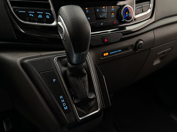 Ford Transit Custom 27 of 30