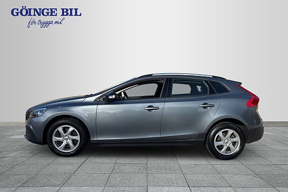 Volvo V40 Cross Country 5 of 17