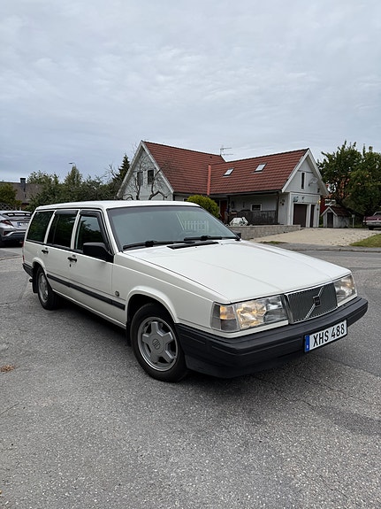 Volvo 940 2 of 12