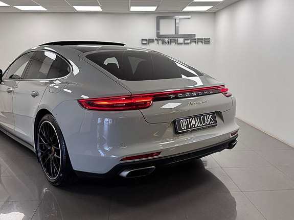 Porsche Panamera 4 19 of 19