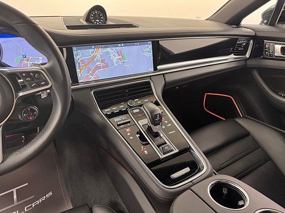 Porsche Panamera 4 7 of 19