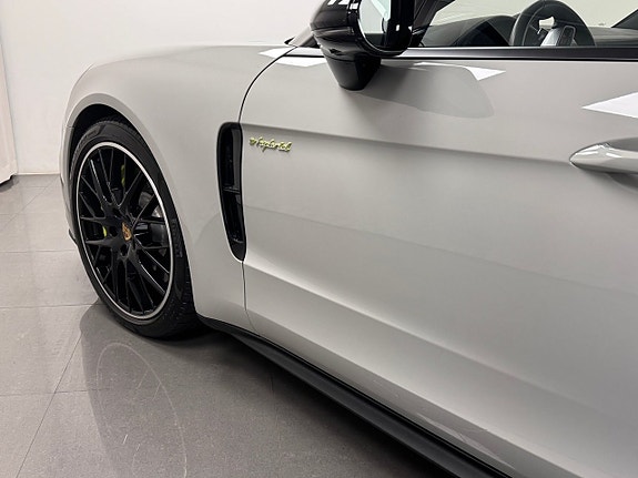 Porsche Panamera 4 4 of 19