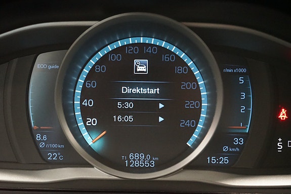 Volvo S60 Cross Country 18 of 24