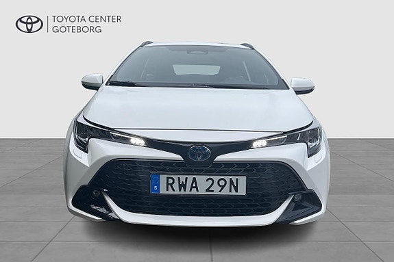 Toyota Corolla 8 of 14
