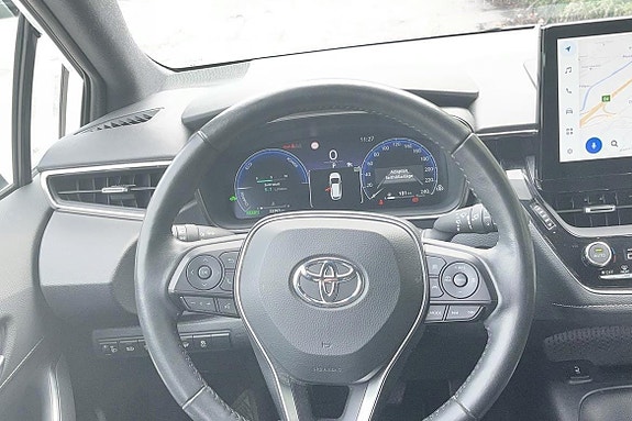 Toyota Corolla 12 of 14