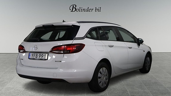 Opel Astra 4 of 21