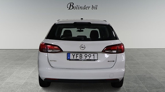Opel Astra 2 of 21