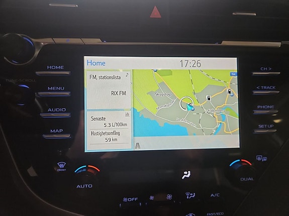 Toyota Camry 16 of 16