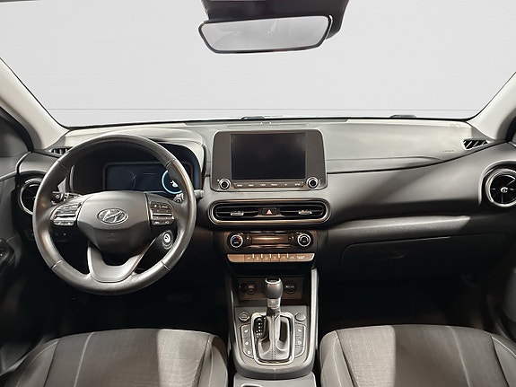 Hyundai Kona 11 of 24