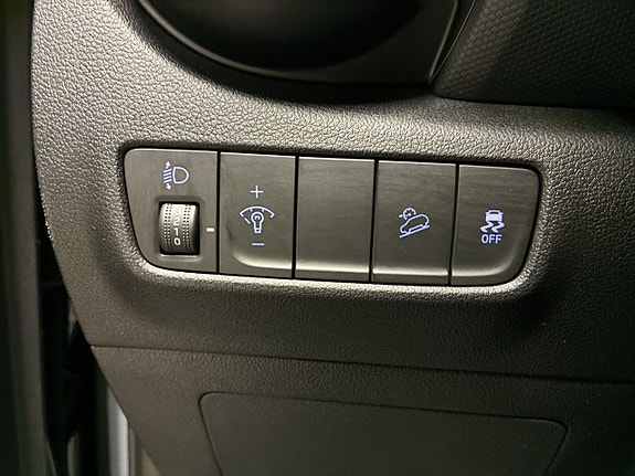 Hyundai Kona 22 of 24