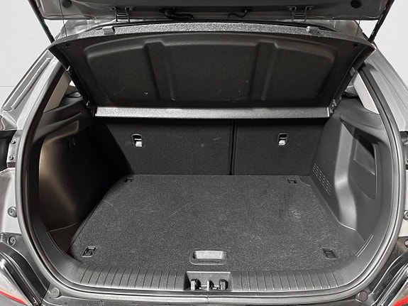 Hyundai Kona 12 of 24