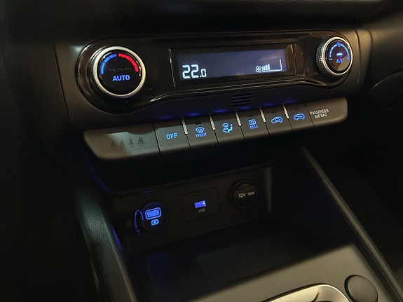 Hyundai Kona 20 of 24