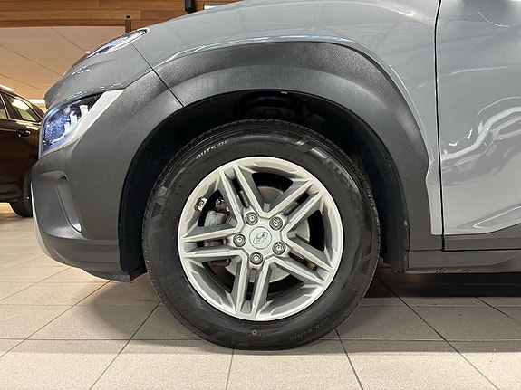 Hyundai Kona 23 of 24
