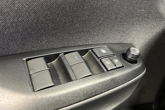 Toyota Yaris Cross 23 of 24