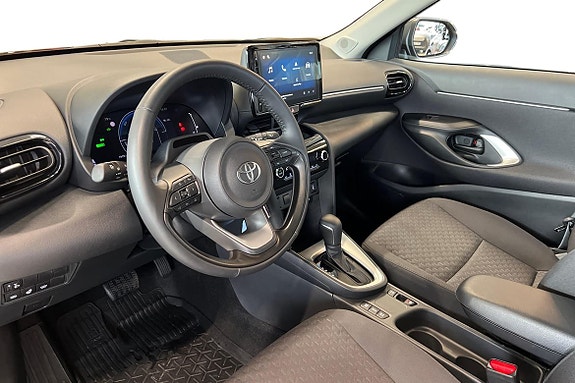 Toyota Yaris Cross 14 of 24