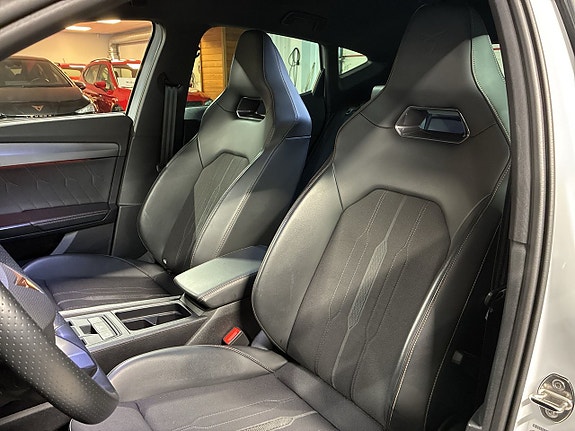 Cupra Formentor e-HYBRID 17 of 29