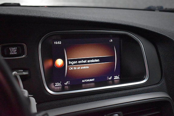 Volvo V40 Cross Country 5 of 8