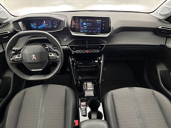 Peugeot e-208 18 of 24