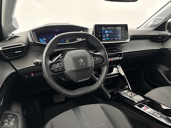 Peugeot e-208 17 of 24