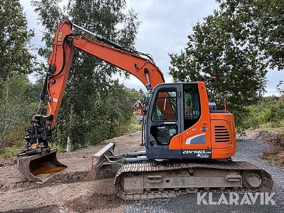 Grävmaskin Doosan DX140LCR-5 med tiltrotator 2 of 6