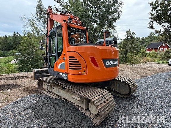 Grävmaskin Doosan DX140LCR-5 med tiltrotator 3 of 6