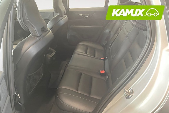 Volvo V60 14 of 26