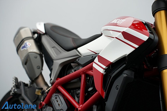 Ducati Hypermotard 939 SP* Öhlins fram & bak, Termignoni ljuddämpare 21 of 28