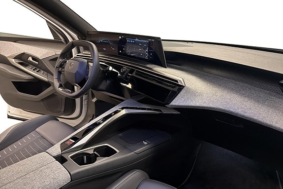 Peugeot 5008 12 of 21