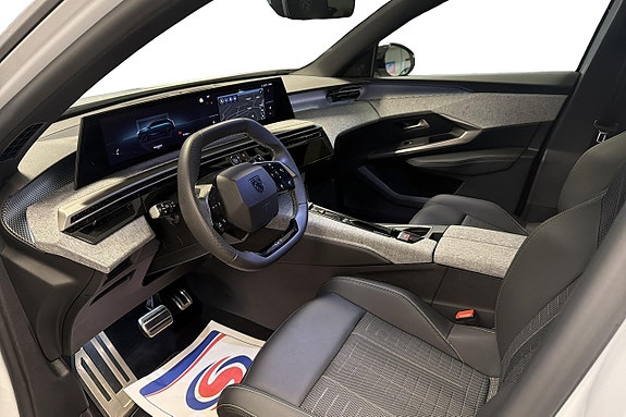 Peugeot 5008 10 of 21