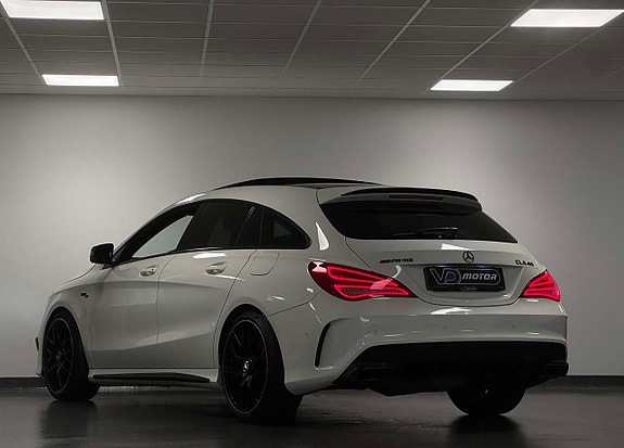 Mercedes-Benz CLA45 2 of 21