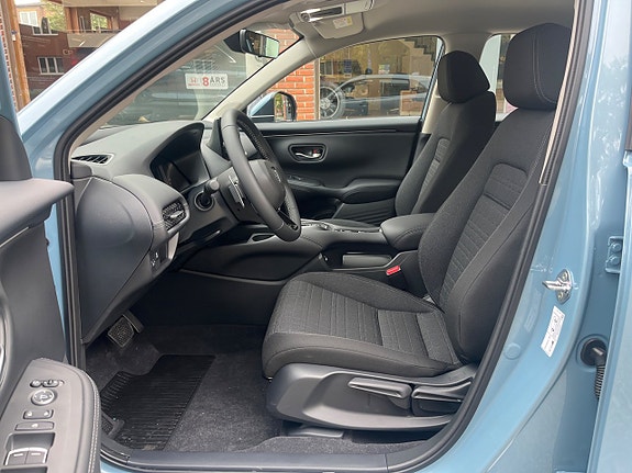 Honda ZR-V 7 of 11