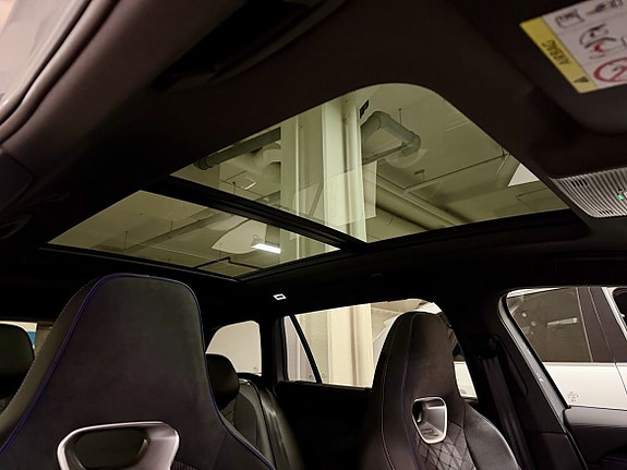 Volkswagen Passat 14 of 15