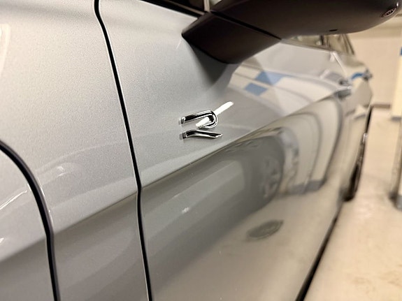 Volkswagen Passat 7 of 15