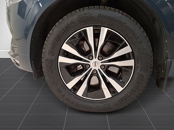 Volvo XC60 8 of 10