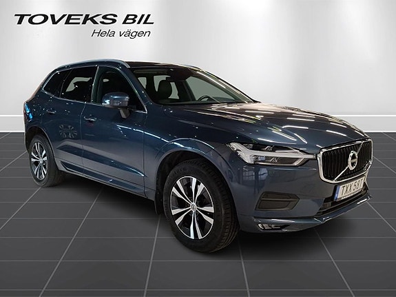 Volvo XC60 2 of 10