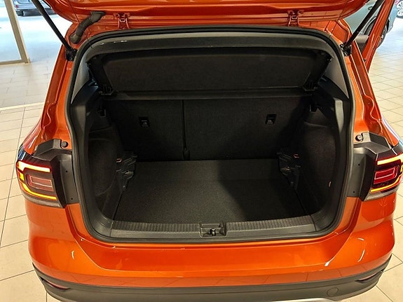 Volkswagen T-Cross 21 of 22