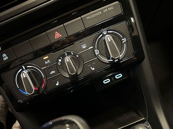 Volkswagen T-Cross 15 of 22