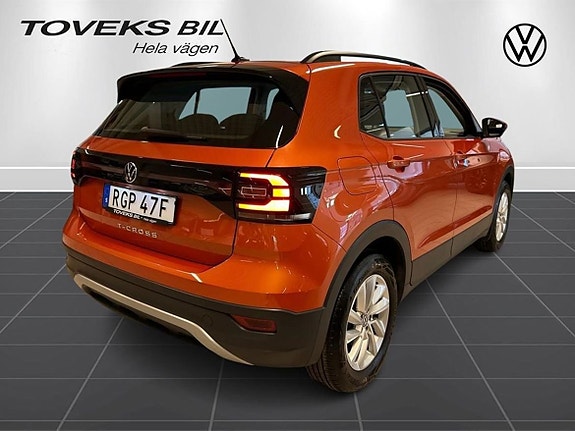 Volkswagen T-Cross 3 of 22