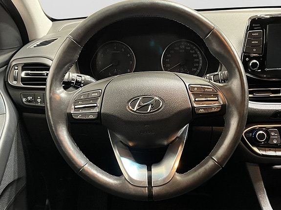 Hyundai i30 13 of 18
