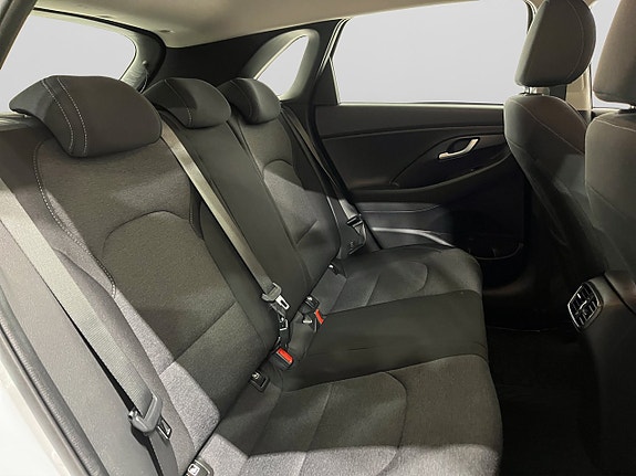 Hyundai i30 10 of 18