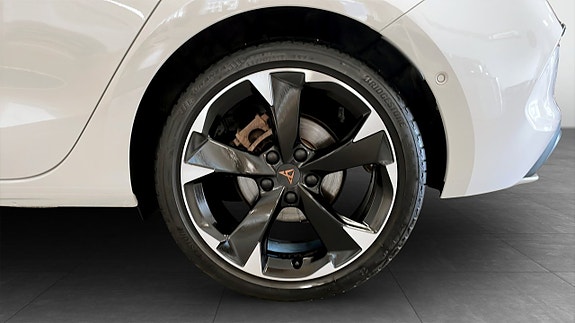 Cupra Leon 6 of 12