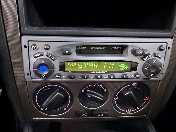 Volkswagen Bora 14 of 17